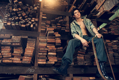 Surachai Saengsuwan for Degree Magazine