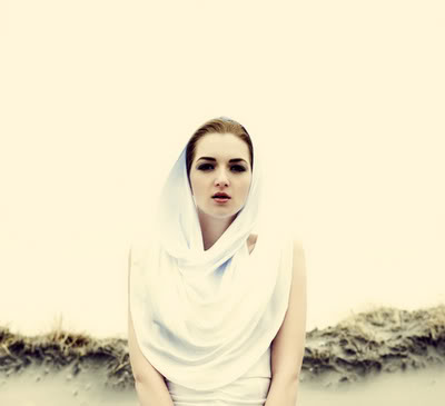 DS Link Time: Simon Nessman, Ines Crnokrak, Abbey Lee Kershaw