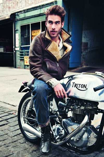 DS Link Time: Jon Kortajarena, New i-D Editor and more..