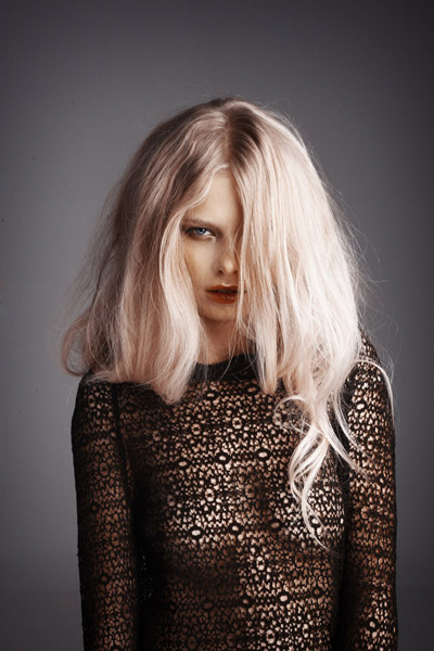 Karolina Bie? by Maciej Bernas