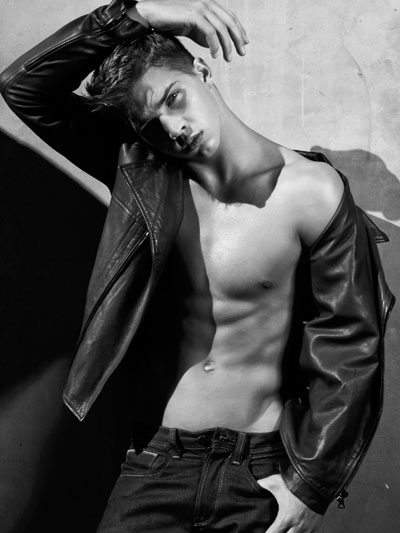 LINKS: Christian Rios, Lady Gaga in Wearable Clothes, Project Runway and more.