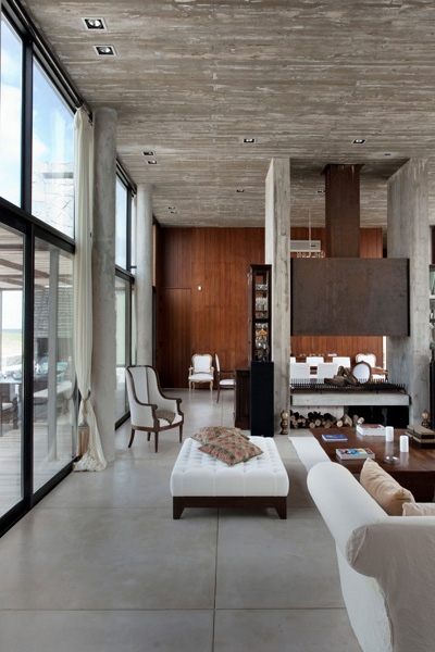 La Boyita by Martin Gomez Arquitectos