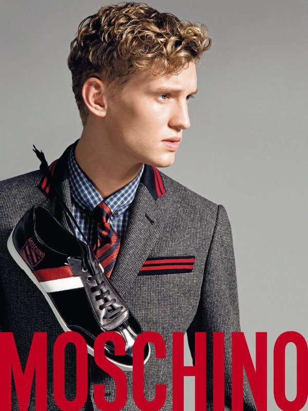 Moschino Uomo Fall Winter 2011.12