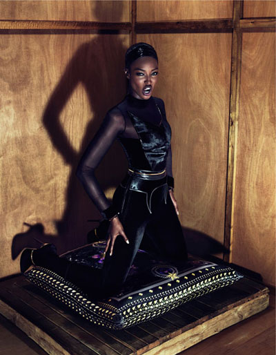Naomi Campbell for Givenchy Fall Winter 2011.12