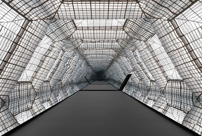 Mikroskop by Olafur Eliasson