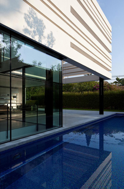 Pitsou Kedem Architects’ Ramat Gan House