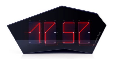 Reflectius Clock by Art Lebedev