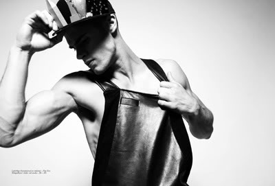 DS Link Time: Chad White, Versace, Arthur Sales and more…