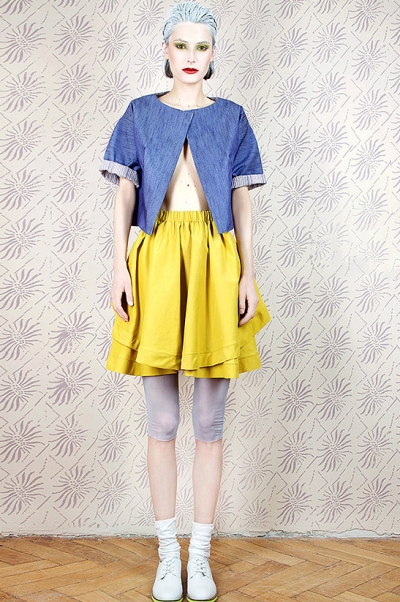 Nice Girl by est by eS.