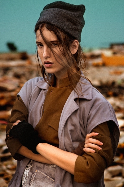 Vagrant Queen by Mario Ardi