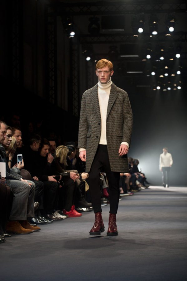Neil Barrett Menswear Fall Winter 2015.16 Collection