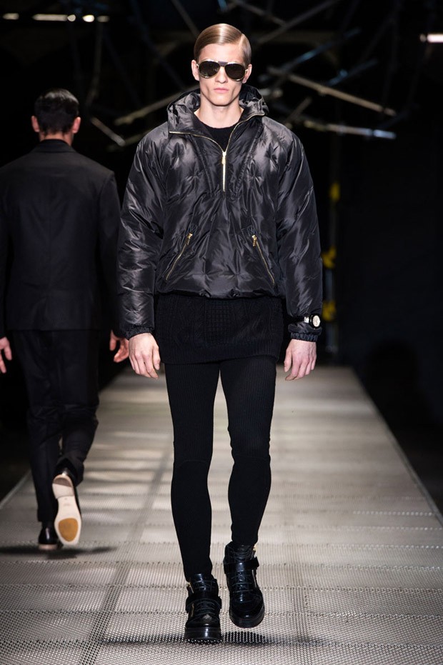 Versace Menswear Fall Winter 2015.16 Collection