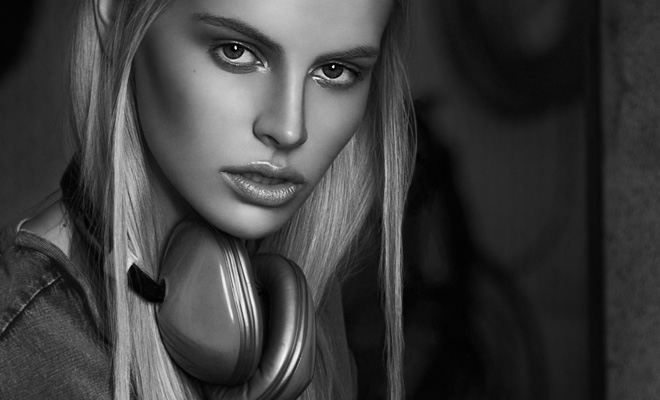 Zoe Newman by Hiroki Nagahiro for Design Scene