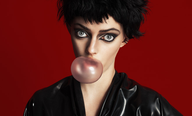 C’est Chique by Giel Domen for DESIGN SCENE
