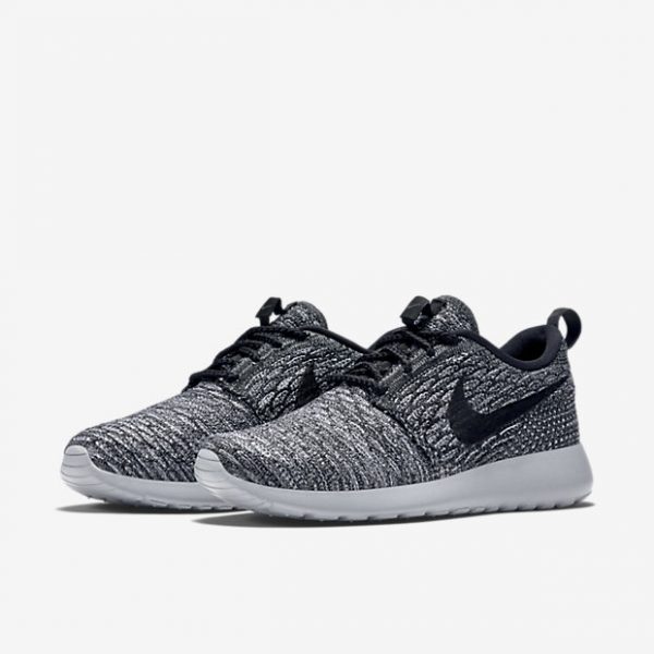 nike roshe flyknit womens