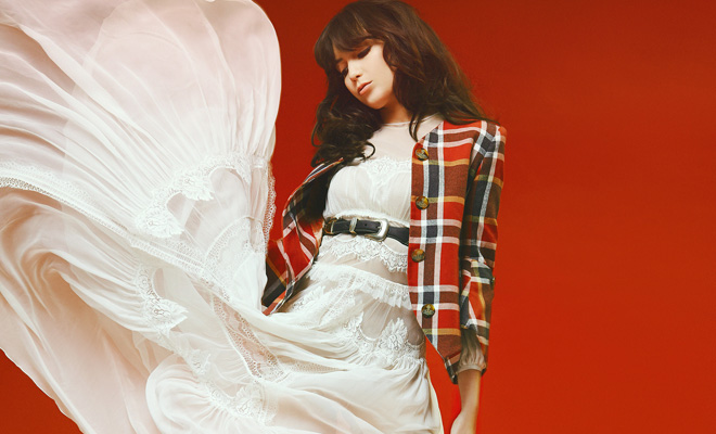 Interview With D’SCENE Mag’s First Covergirl DAISY LOWE