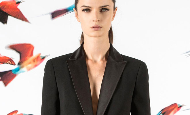 Discover AKRIS Womenswear Pre Fall 2016 Collection