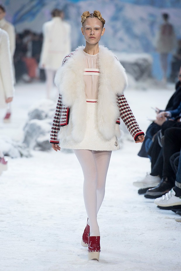 #PFW Moncler Gamme Rouge Fall Winter 2016/17 Collection - Design Scene ...