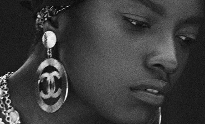 The Best Jewellery to Wear with Casual Tees