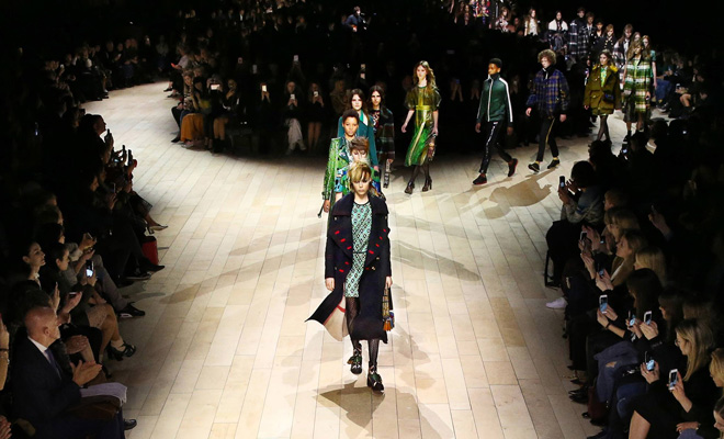 The Digital Tech Driving The fashion Industry Forward