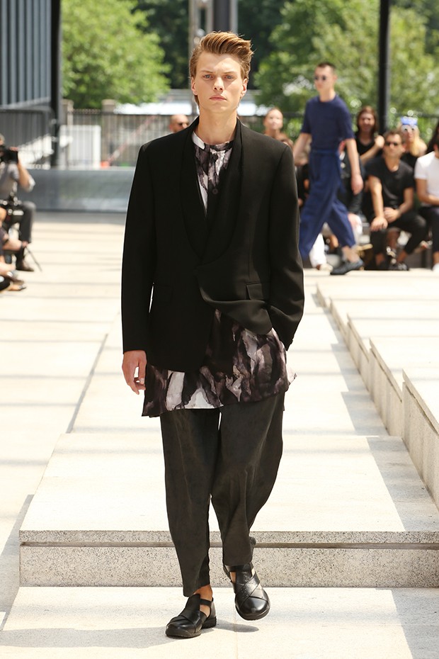 #PFW Issey Miyake SS17 Menswear Collection - Design Scene - Fashion ...