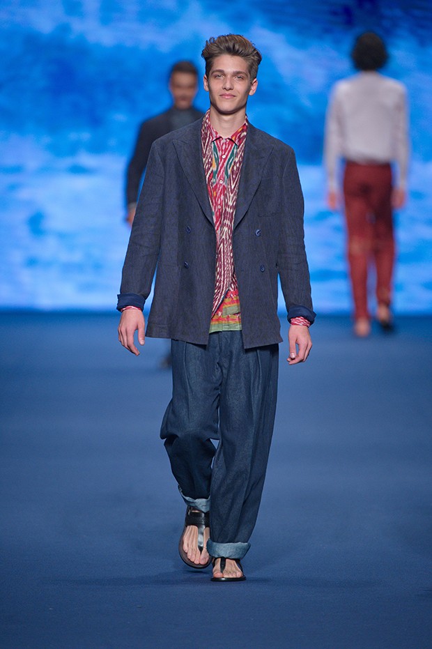 #MFW ETRO SS17 Menswear Collection - Design Scene - Fashion ...
