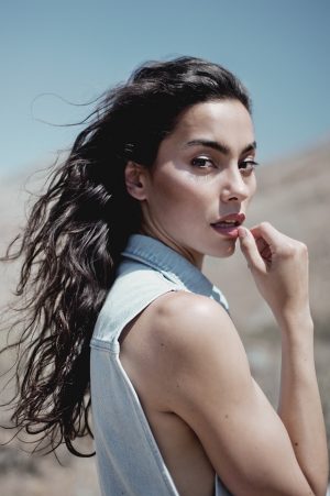 DESIGN SCENE STYLE: Adrianne Ho in Wildflower by Sally & Emily - DSCENE