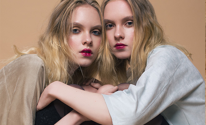 DESIGN SCENE STYLE: Sisters by Nika Baeva