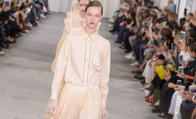 PFW Veronique Branquinho Spring Summer 2017 Womenswear