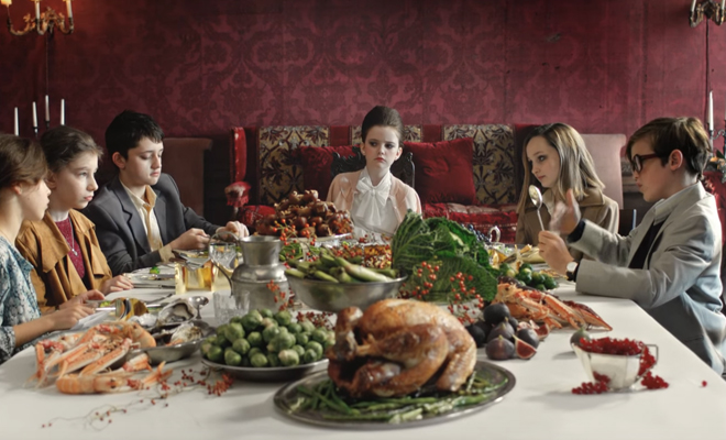 MULBERRY Christmas Film: It’s What’s Inside That Counts