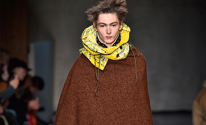 #PFW SACAI Men’s Fall Winter 2017.18 and Women’s Pre Fall 2017 Collections