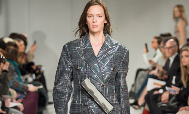 #NYFW RAF SIMONS’ Debut Collection for CALVIN KLEIN Fall Winter 2017/18