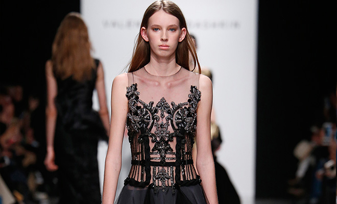 PFW: VALENTIN YUDASHKIN Fall Winter 2017.18 Collection