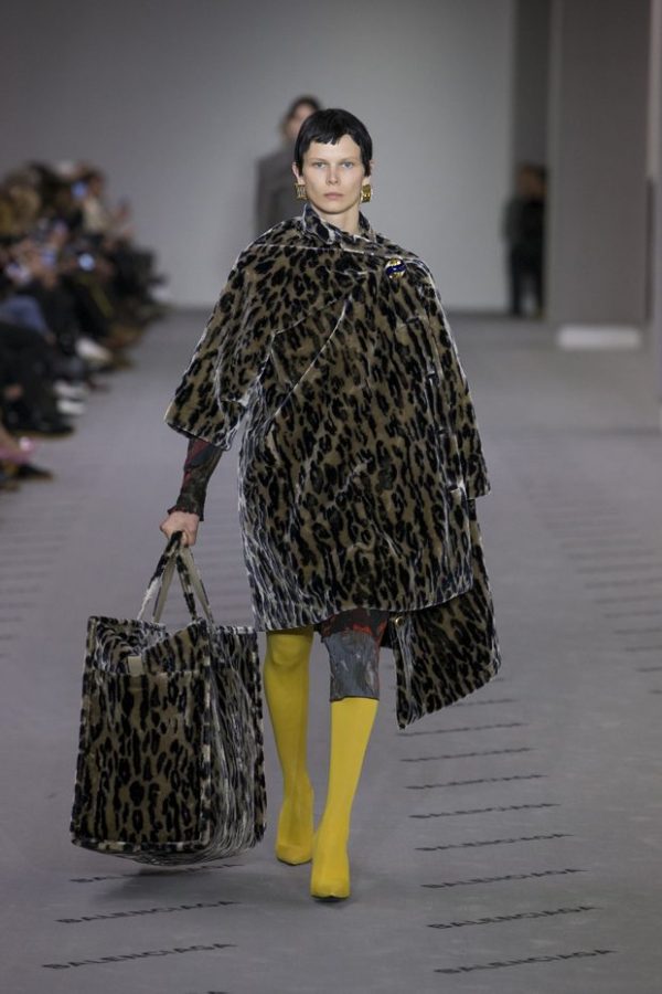 DESIGN SCENE TOP 10 Coats from Paris Fashion Week