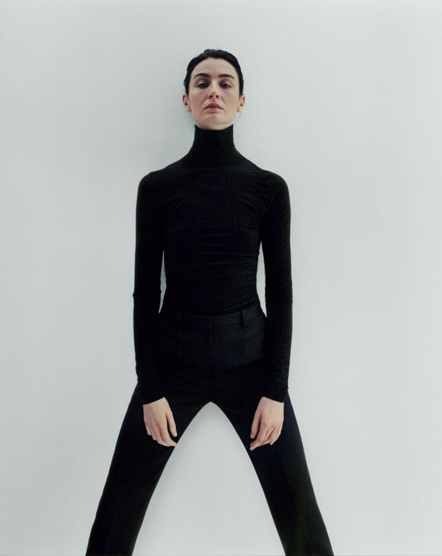 Don't Miss Supermodel Erin O'Connor Posing in THE ROW
