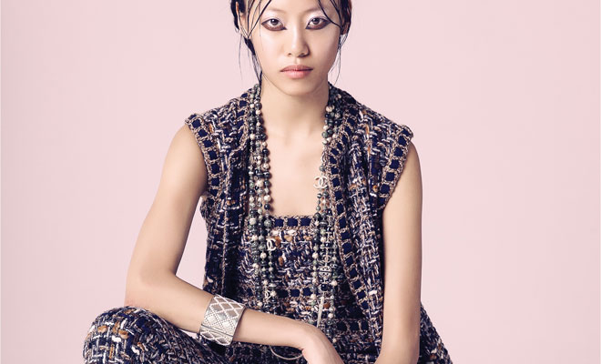 Luxury Fashion in the Digital Age: How Brands Can Navigate the Changing Retail Landscape