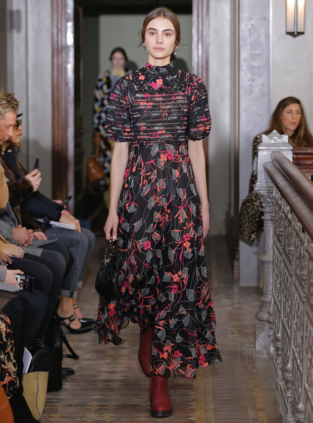 Valentino Pre-Fall 2017 Womenswear Collection