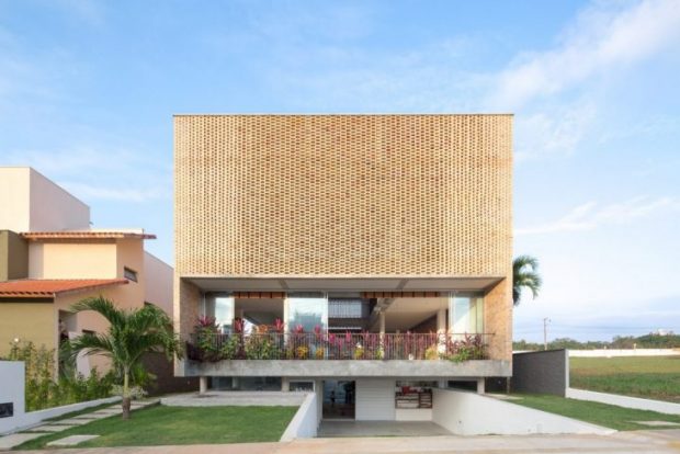 Balancing Form And Function: A Delicate Art of Harmonizing Design and Utility