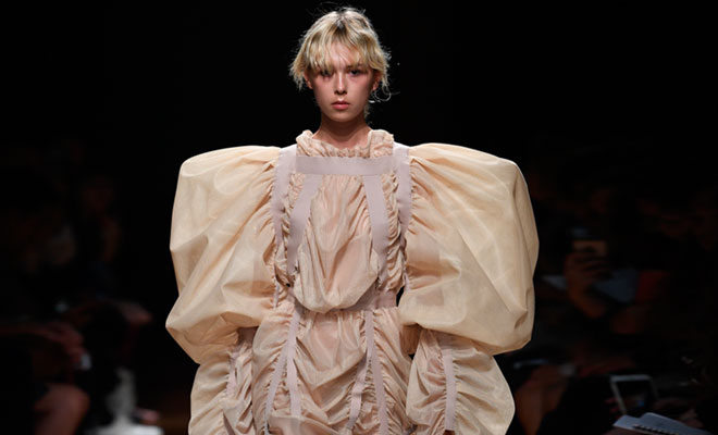 PFW: ANREALAGE Spring Summer 2018 Collection