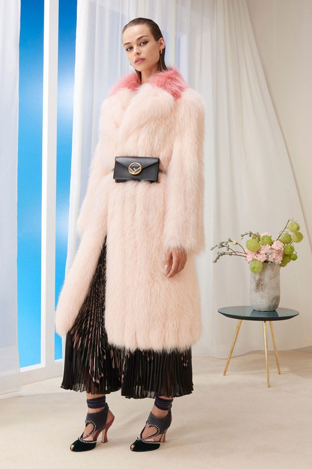 Fendi Pre-Fall 2018 Open Your Heart Womenswear Collection