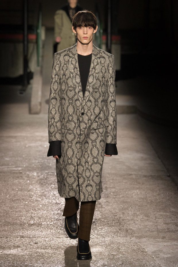 PFW: DRIES VAN NOTEN Fall Winter 2018.19 Collection