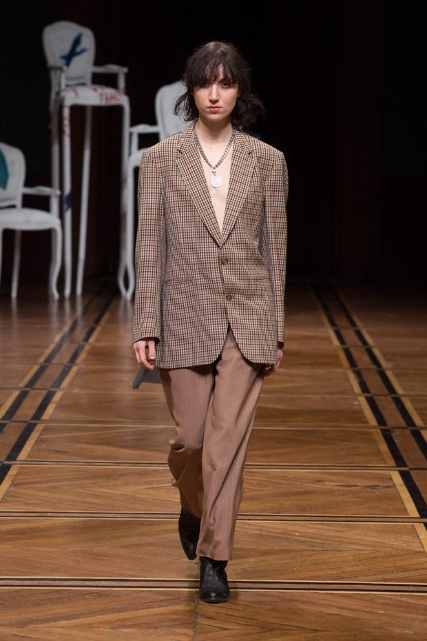 ENFANTS RICHES DEPRIMES