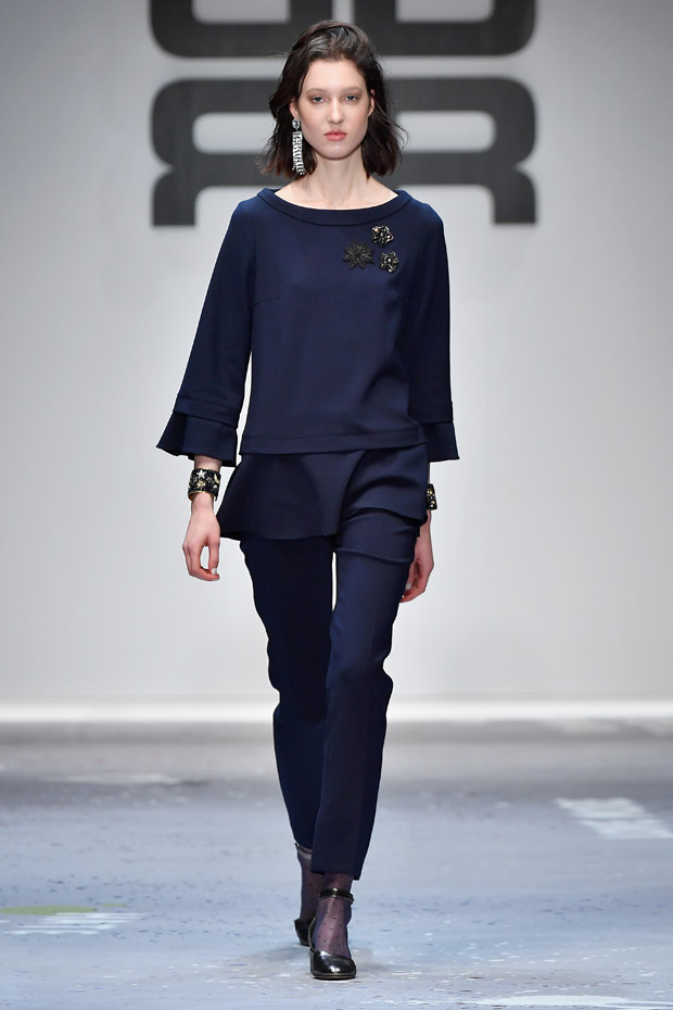 MBFW: RIANI Autumn Winter 2018.19: RIANISTAS REVOLUTION