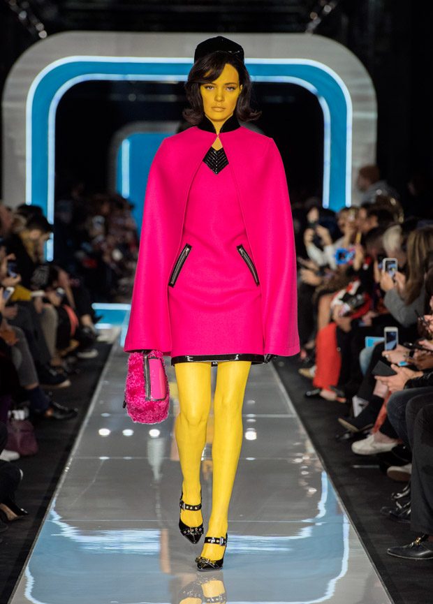 MOSCHINO vs. X-Files: Jackie O joins Aliens on the Runway