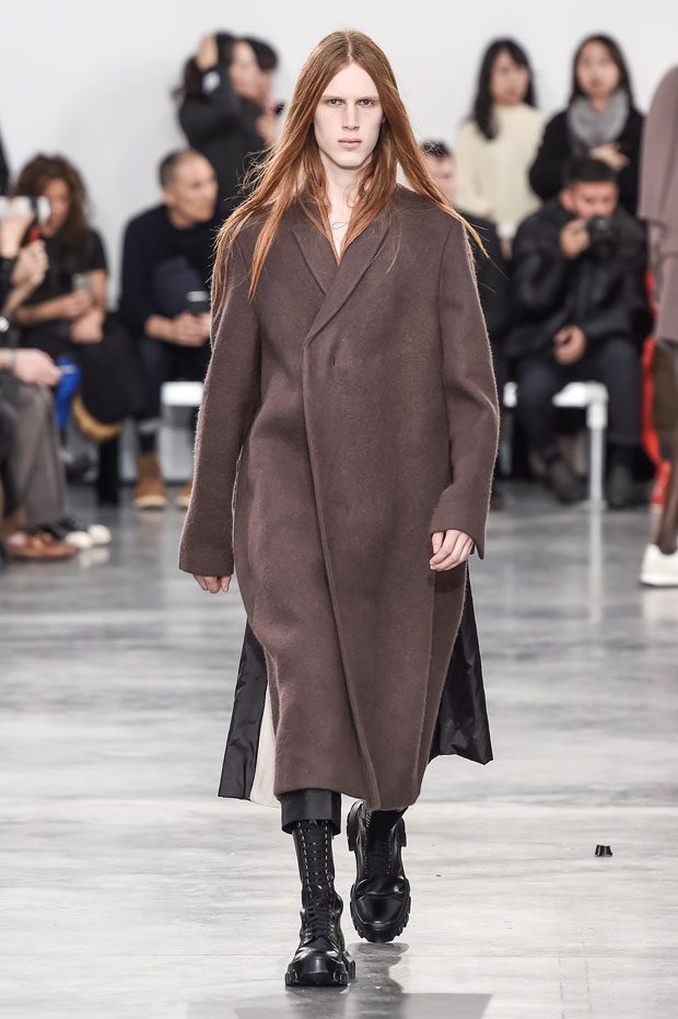 PFW: RICK OWENS Fall Winter 2018/19 Collection
