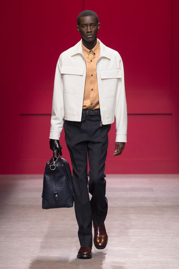 Ferragamo aw18 hotsell