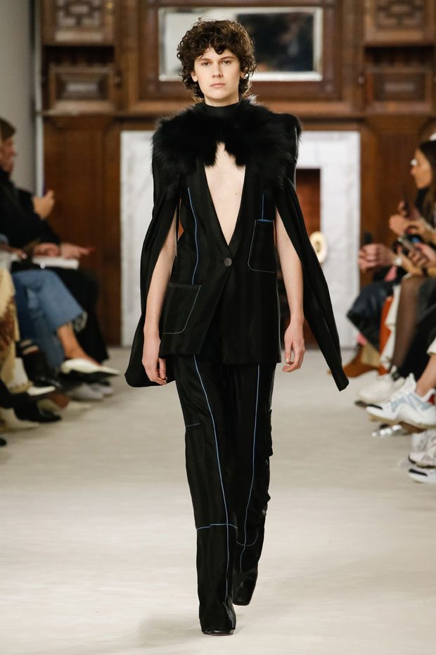Loewe fall 19 sale
