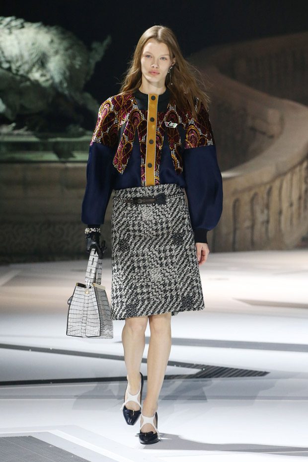 Louis Vuitton Women's Fall Winter 2018 Collection by Nicolas