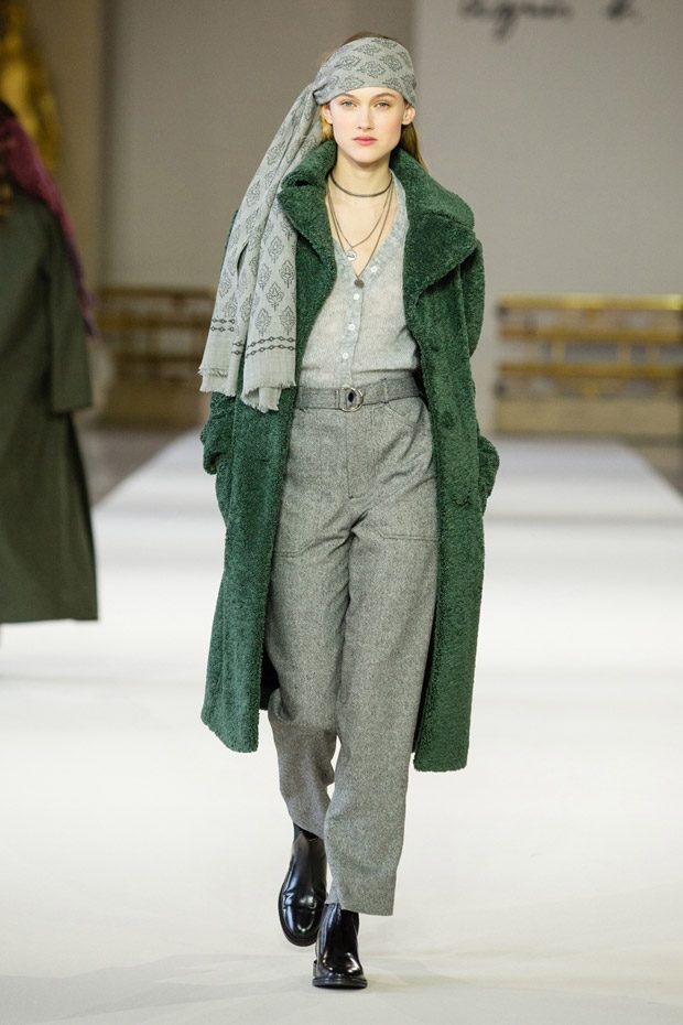 PFW: agnes b. Fall Winter 2018.19 Womenswear Collection