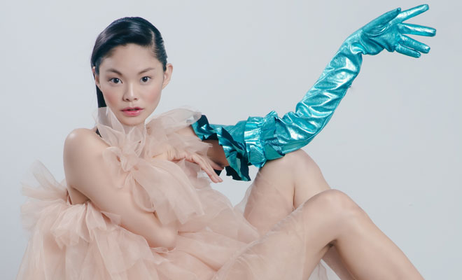 DESIGN SCENE STYLE: Giwa in Happy by Emin